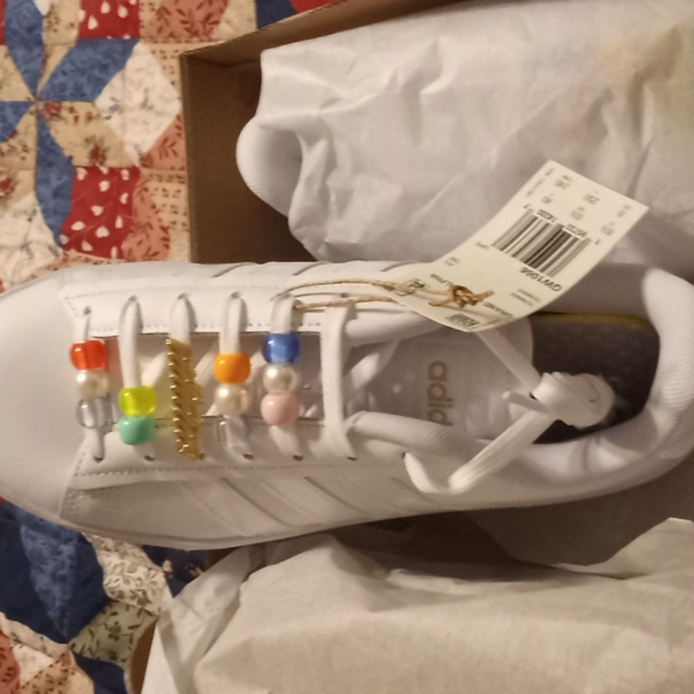 COPY - Adidas size 8 sneakers